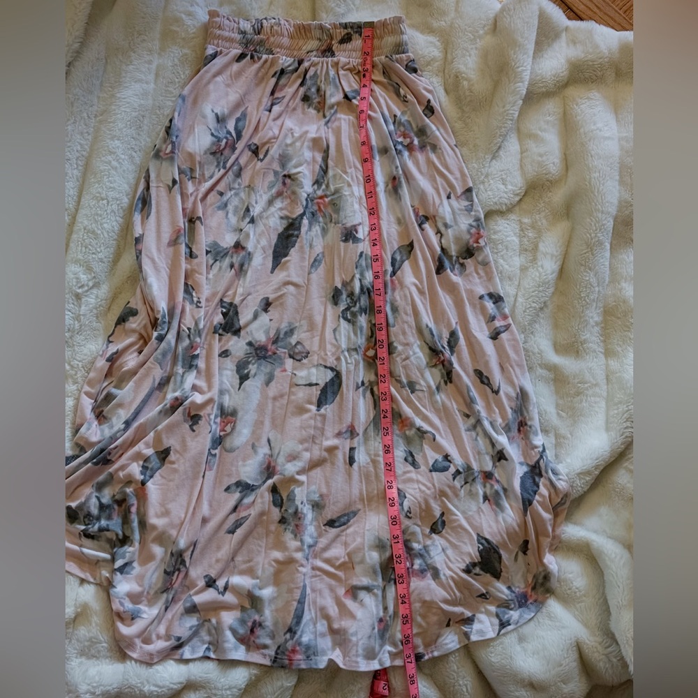 Sweet Lovely Floral Maxi Skirt in Soft Pink - Picture 7 of 7